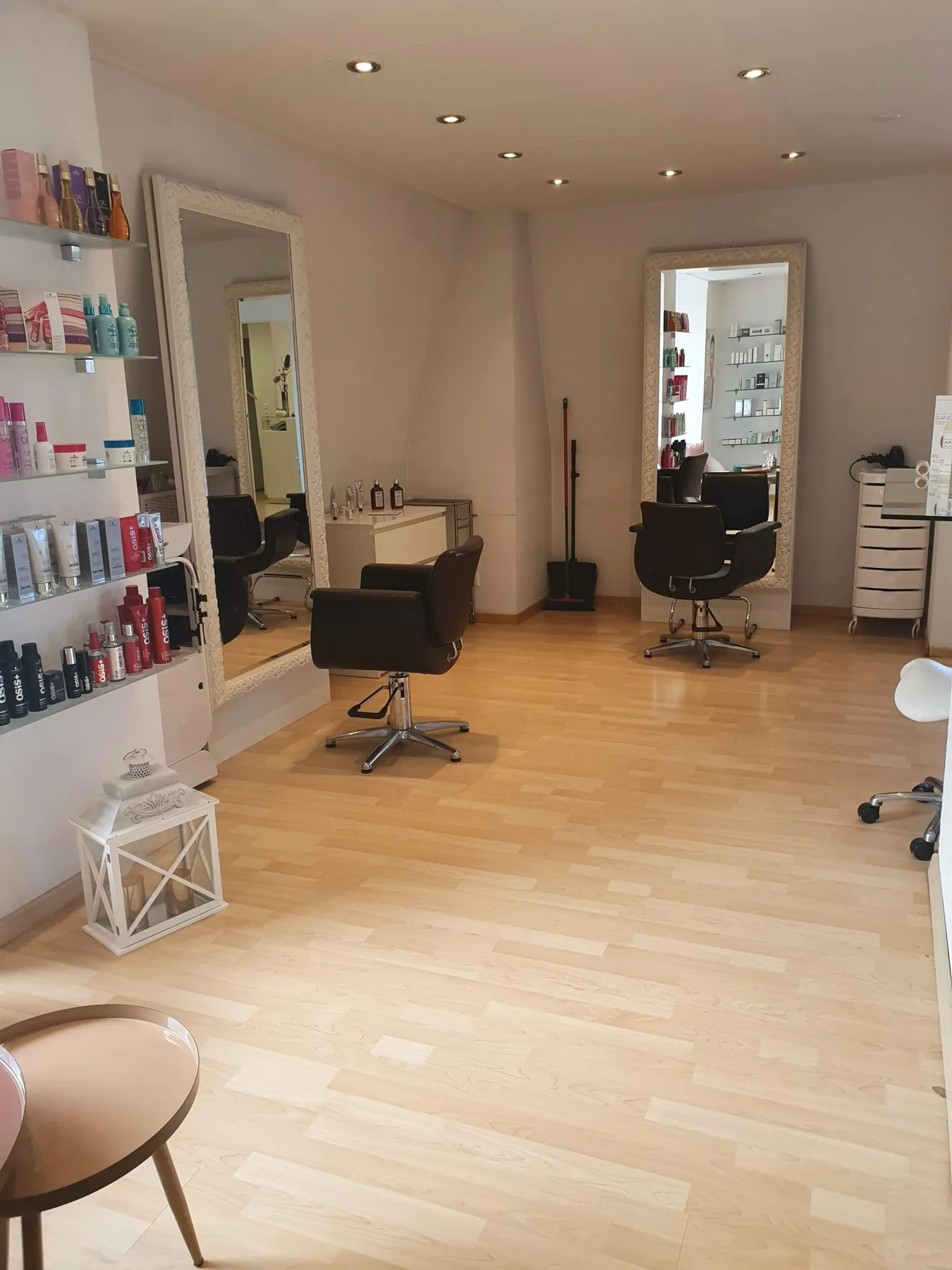 Coiffeur-Plätze der Beauty Lounge